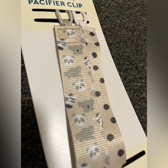 NWT Pacifier Clips - Picture 2 of 3